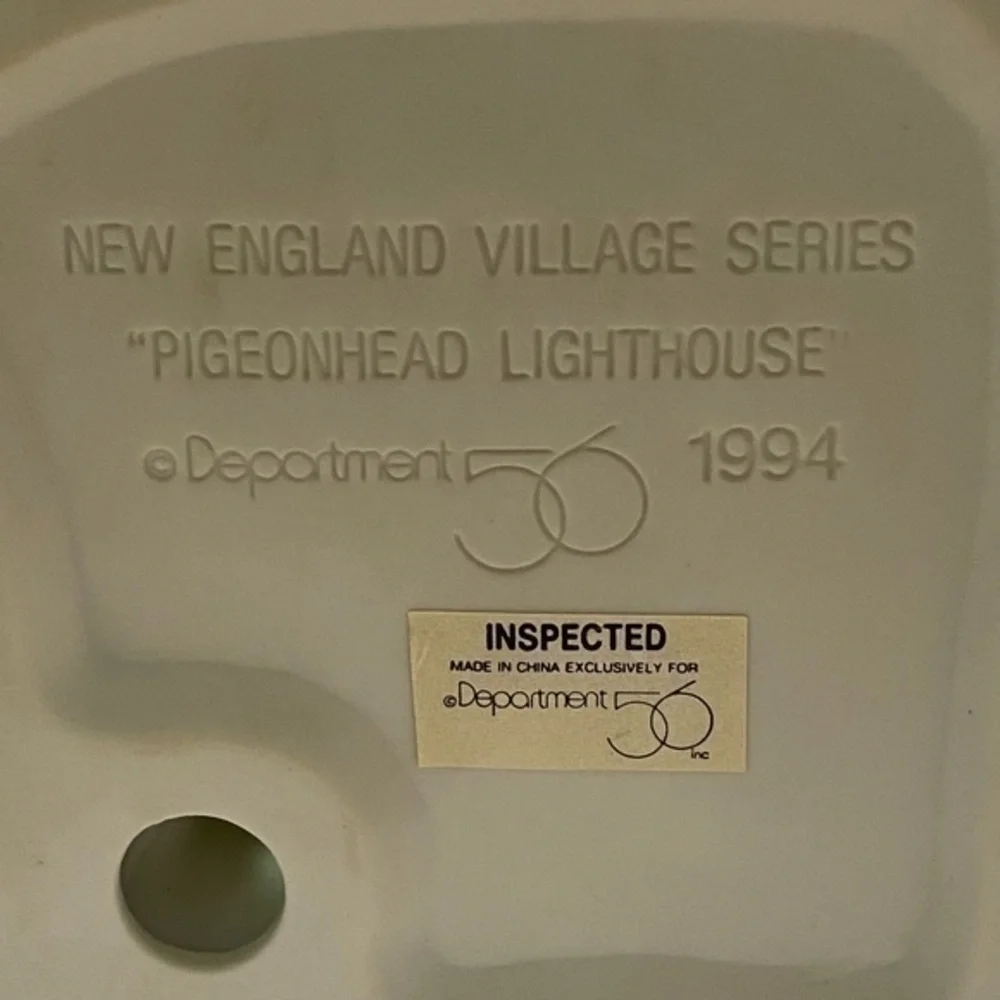 Department 56 New England Village Series Pigeonhead Lighthouse 1994